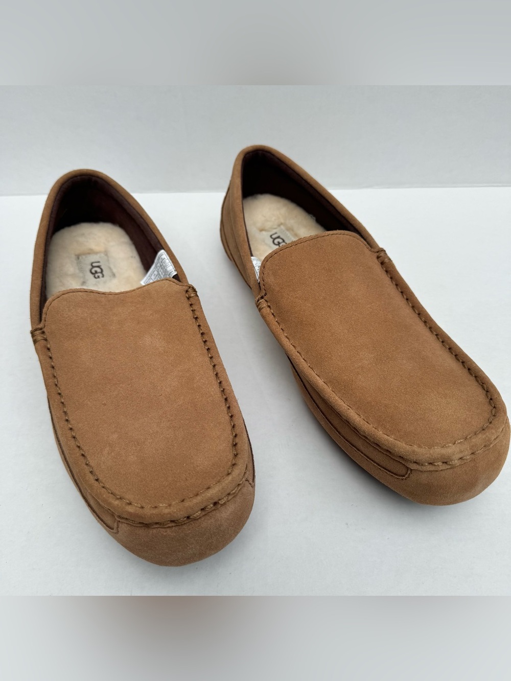 UGG Men’s Brown Suede Sheepskin Lined Moccasin Loafers Size 13